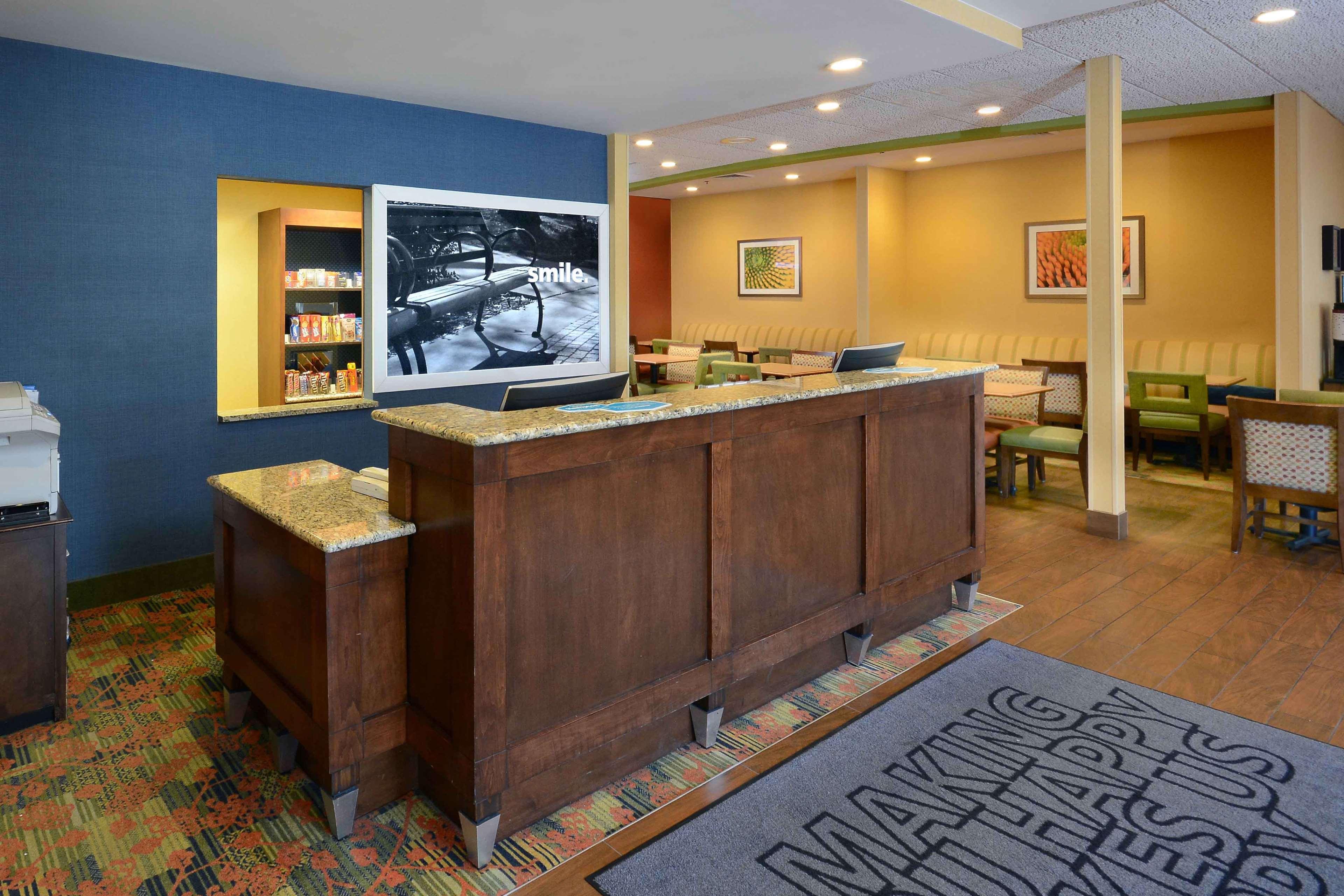 Hampton Inn Fayetteville Fort Bragg Zewnętrze zdjęcie
